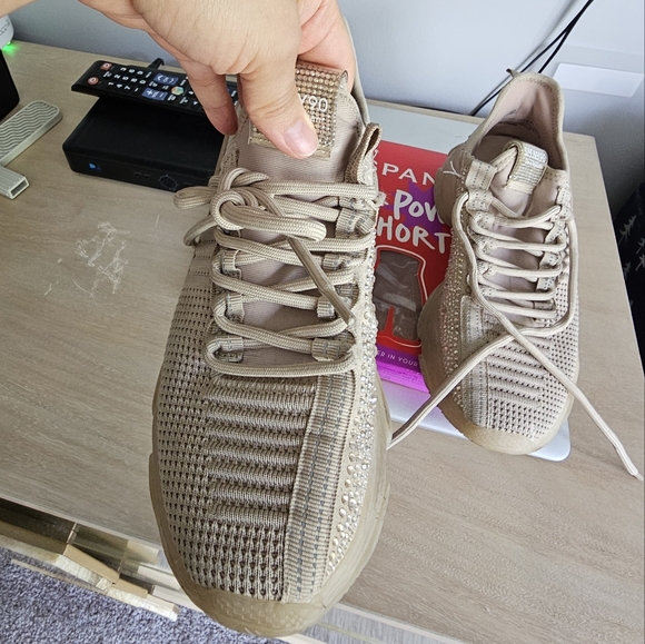 Steve Madden Sneakers - Picture 8 of 14